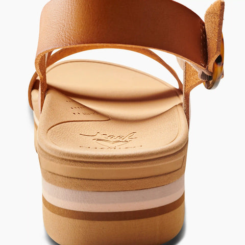 Vista Hi Buckle